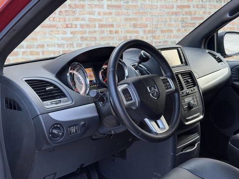 Used 2015 Dodge Grand Caravan R/T w/ Safety Sphere Group image 30