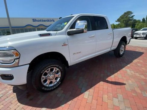 Used 2024 RAM 2500 Laramie w/ Safety Group AWD/4WD image 5