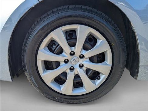 Used 2024 Toyota Corolla LE FWD image 9