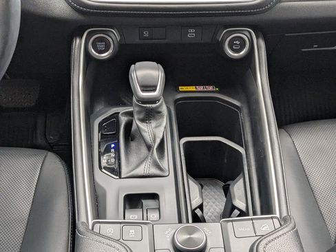 Used 2024 Toyota Grand Highlander AWD image 21