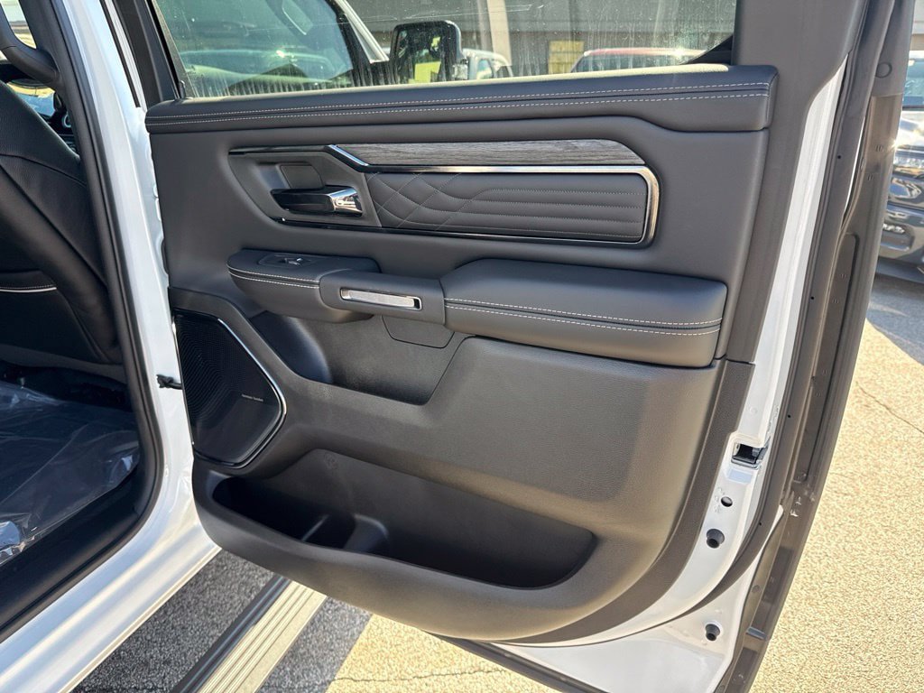 New 2027 RAM 1500 Limited AWD/4WD image 27