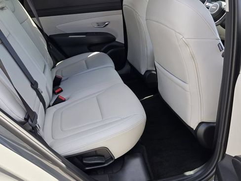 Used 2025 Hyundai Tucson SEL FWD image 15
