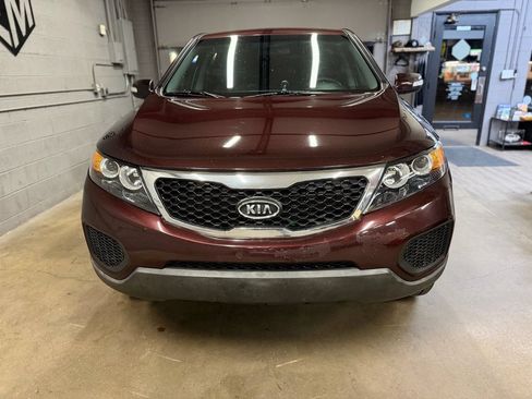 Used 2012 Kia Sorento FWD image 3