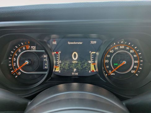 New 2025 Jeep Gladiator Sport AWD/4WD image 12