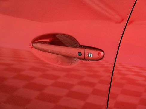 Used 2018 MAZDA MAZDA3 Touring FWD image 41