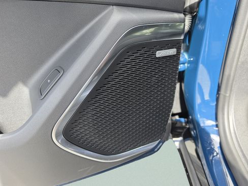 New 2027 Chevrolet Traverse RS FWD image 26
