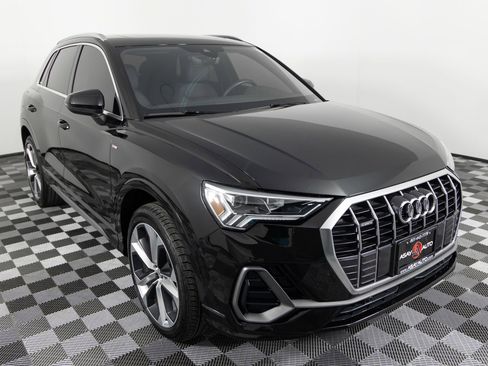 Used 2020 Audi Q3 2.0T Premium Plus w/ Premium Plus Package image 10