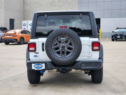 Used 2024 Jeep Wrangler Sport AWD/4WD image 6