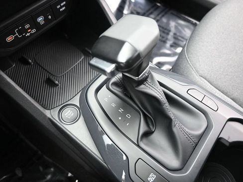 Certified 2025 Kia K4 EX FWD image 33