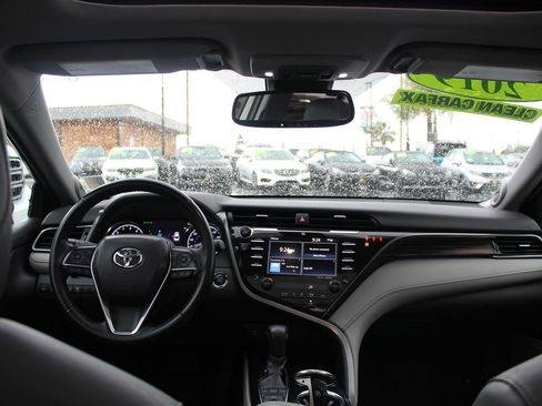 Used 2019 Toyota Camry XLE w/ Driver Assist Package image 29