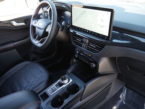 Used 2023 Ford Escape ST-Line Elite w/ Premium Technology Package AWD/4WD image 57