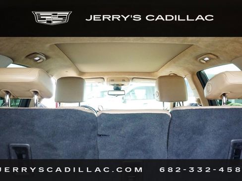 Used 2017 Cadillac XT5 Platinum image 25