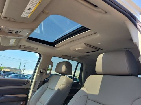 Used 2015 Chevrolet Tahoe LTZ AWD/4WD image 24
