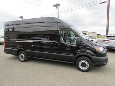 Used 2023 Ford Transit 250 148 High Roof Extended w/ Load Area Protection Package RWD image 5