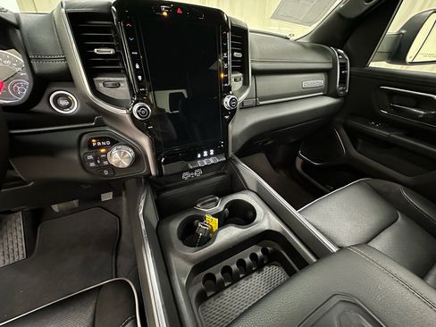 Used 2026 RAM 1500 Laramie AWD/4WD image 25