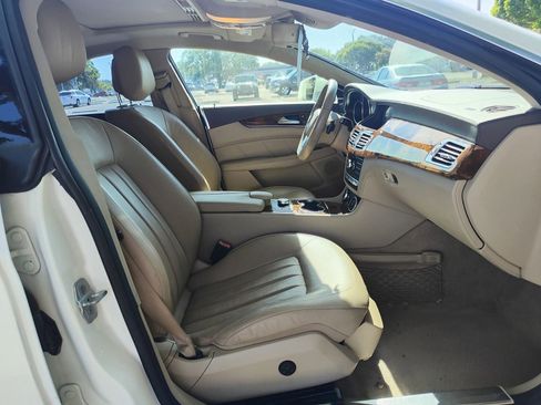 Used 2014 Mercedes-Benz CLS 550 image 11