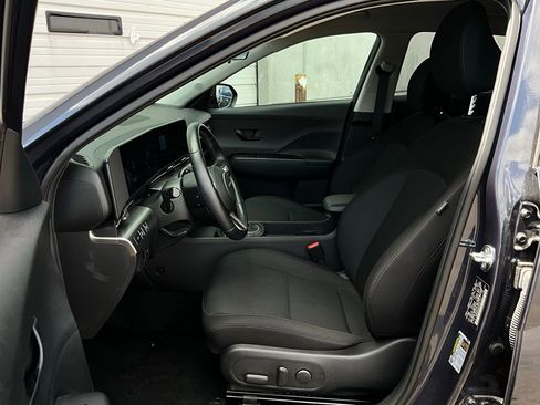 Used 2025 Hyundai Kona SEL image 9