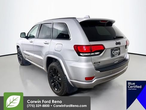 Used 2018 Jeep Grand Cherokee Altitude AWD/4WD image 5