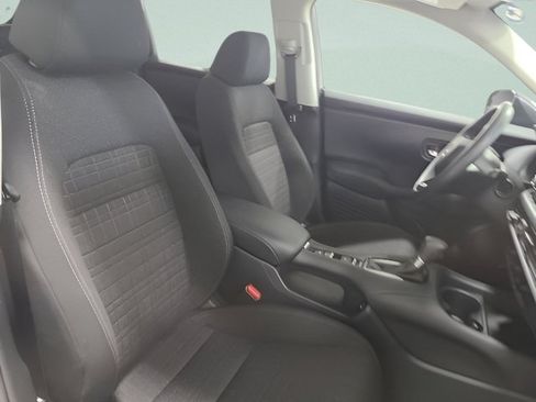 Used 2025 Honda HR-V LX image 12
