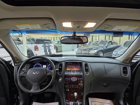 Used 2017 INFINITI QX50 2WD w/ Premium Plus Package image 28