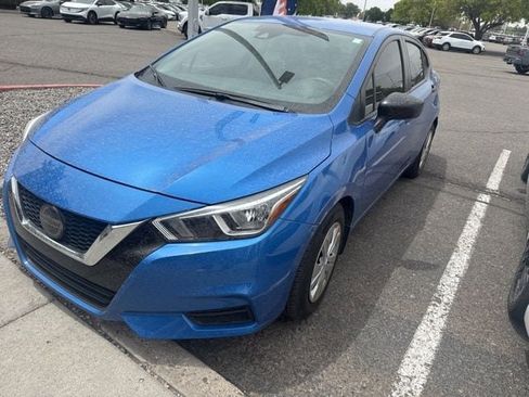 Used 2020 Nissan Versa S FWD image 17