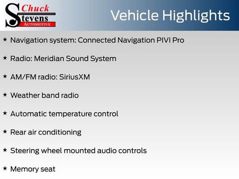 Used 2025 Land Rover Discovery S image 3