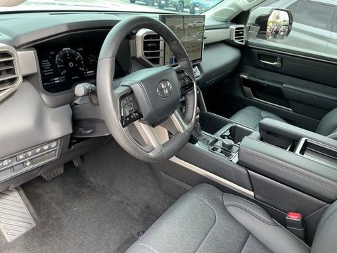 Used 2024 Toyota Tundra Limited image 16
