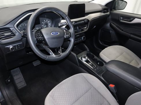 Certified 2022 Ford Escape SE w/ Cold Weather Package image 25