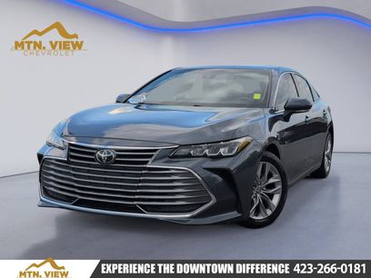 Used 2020 Toyota Avalon XLE w/ Moonroof Package