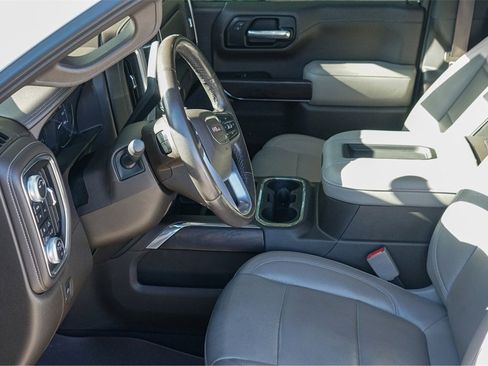 Used 2019 GMC Sierra 1500 SLT w/ SLT Premium Package image 9