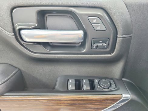 Used 2022 Chevrolet Silverado 1500 High Country AWD/4WD image 35