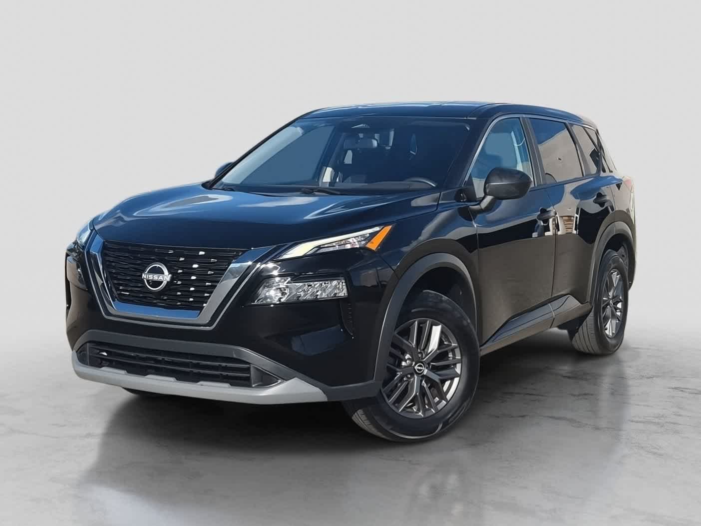 Used 2023 Nissan Rogue S FWD image 1
