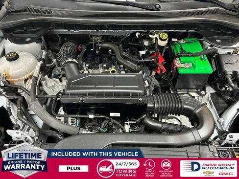 Used 2025 Ford Escape ST-Line AWD/4WD image 8