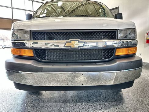 Used 2024 Chevrolet Express 2500 w/ Driver Convenience Package image 23