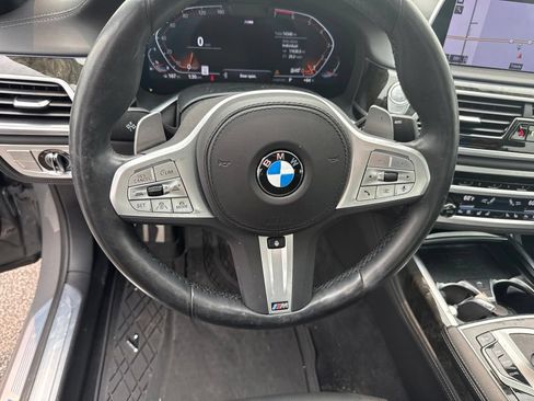 Used 2022 BMW 750i xDrive w/ Executive Package AWD/4WD image 14