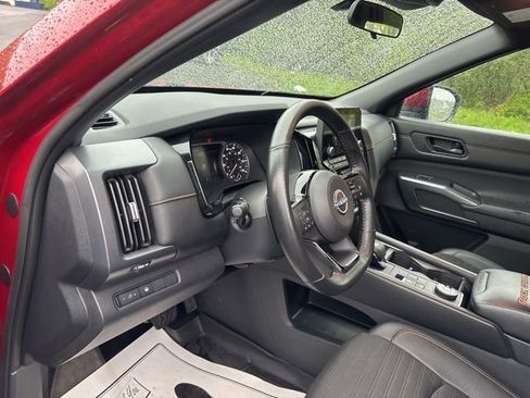 Used 2023 Nissan Pathfinder Rock Creek AWD/4WD image 8