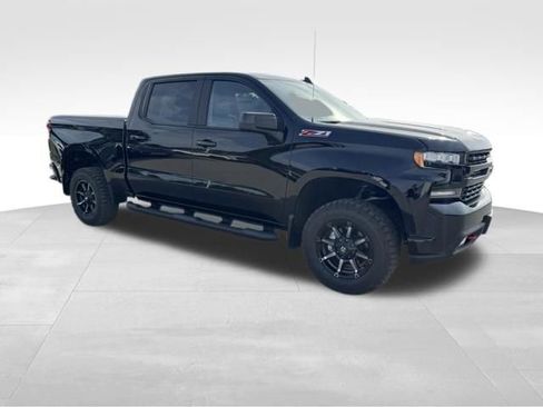 Used 2020 Chevrolet Silverado 1500 LT Trail Boss AWD/4WD image 7
