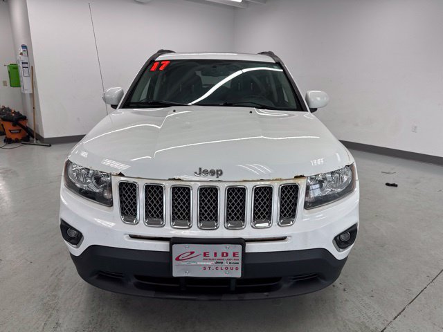 Used 2017 Jeep Compass Latitude AWD/4WD image 5