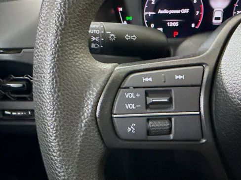 Certified 2025 Honda Accord LX image 11
