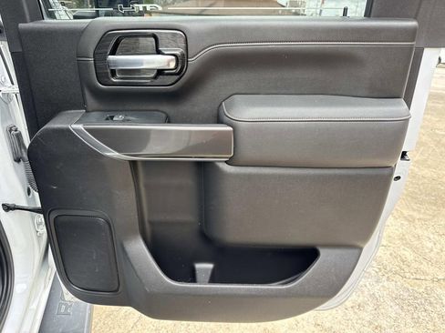 Used 2023 GMC Sierra 2500 AT4 w/ AT4 Preferred Package image 19