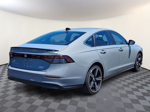 Used 2024 Honda Accord Sport image 7