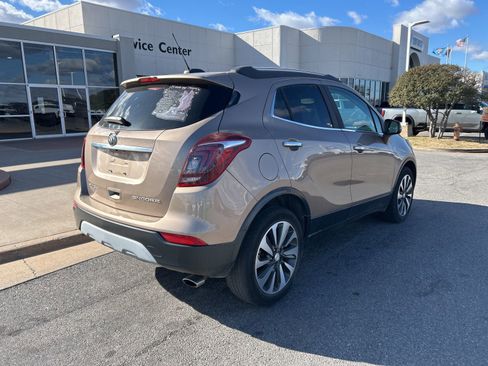 Used 2018 Buick Encore Essence image 5