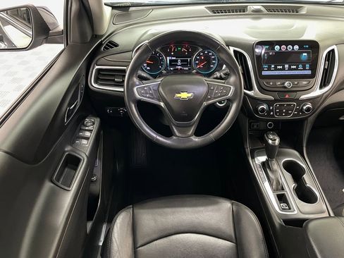 Used 2018 Chevrolet Equinox Premier image 19