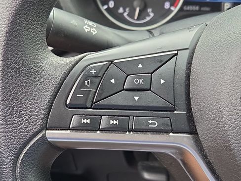 Used 2024 Nissan Sentra SV FWD image 22