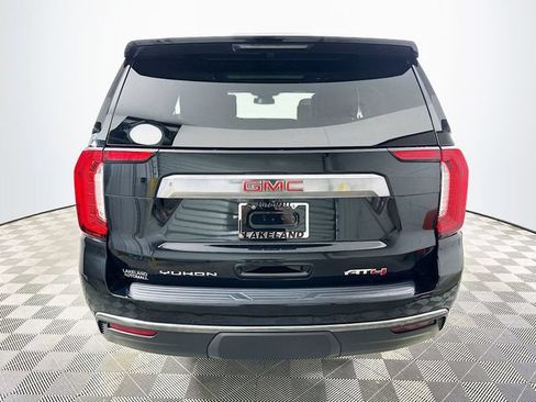 Used 2023 GMC Yukon AT4 w/ AT4 Premium Package AWD/4WD image 4