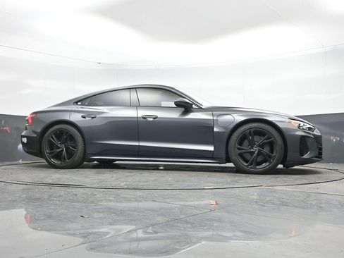 Used 2023 Audi e-tron GT Premium Plus image 45
