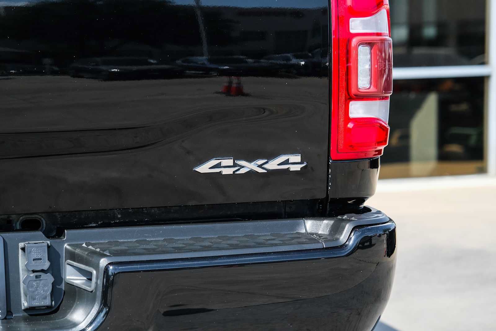 Used 2022 RAM 2500 Limited AWD/4WD image 16
