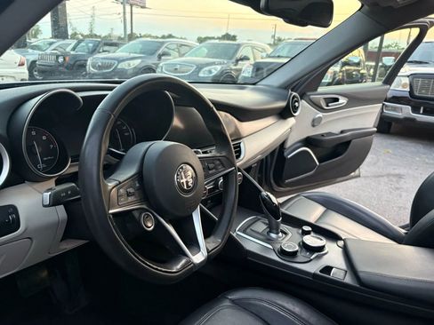 Used 2018 Alfa Romeo Giulia Ti image 26