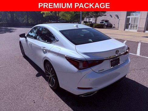 Used 2024 Lexus ES 350 w/ Premium Package FWD image 5