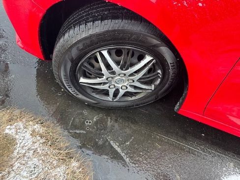 Used 2015 Volkswagen Jetta S image 25